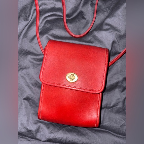 SOLD for $80 elsewhere - Vtg Coach Scooter Bag - Picture 1 of 16